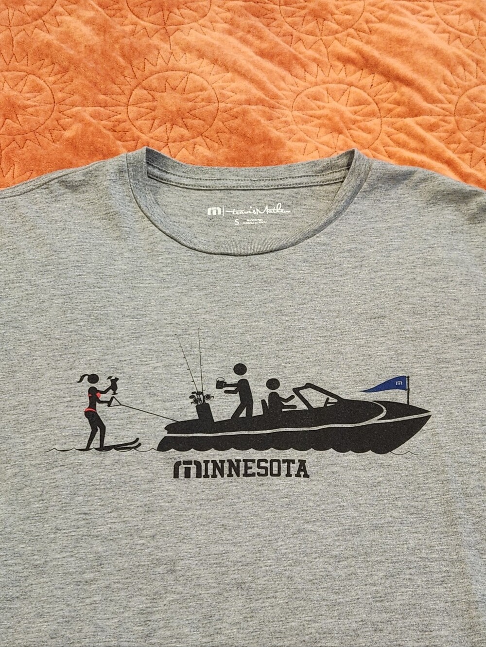 Travis Mathew Minnesota Mens/unisex sz Sm tee boating water ski party drinks